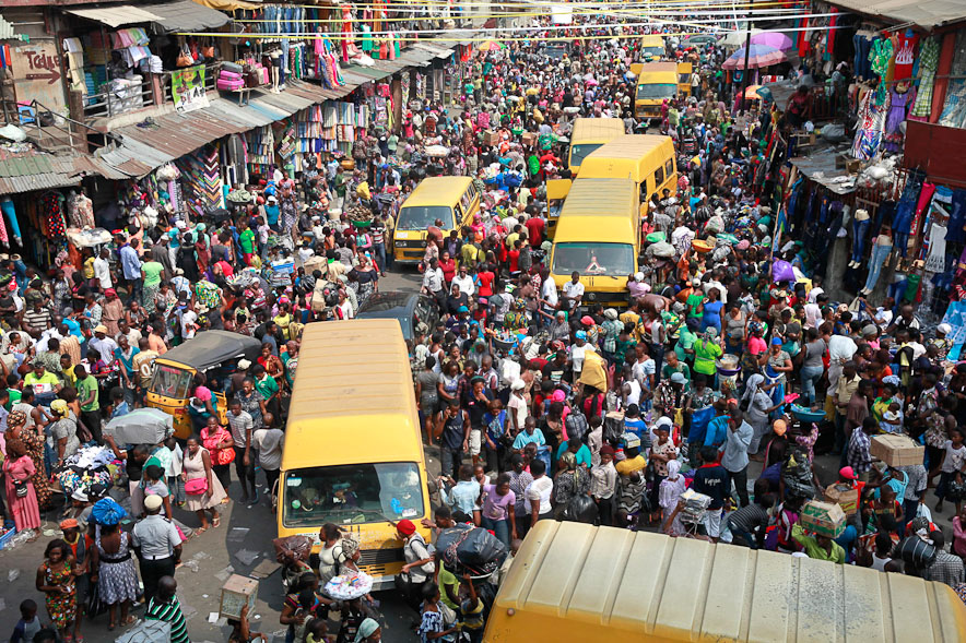 surpopulation-mondiale-Nigeria-Lagos-Marché